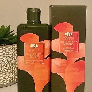 Origins Mega-Mushroom Skin Relief Soothing Treatment